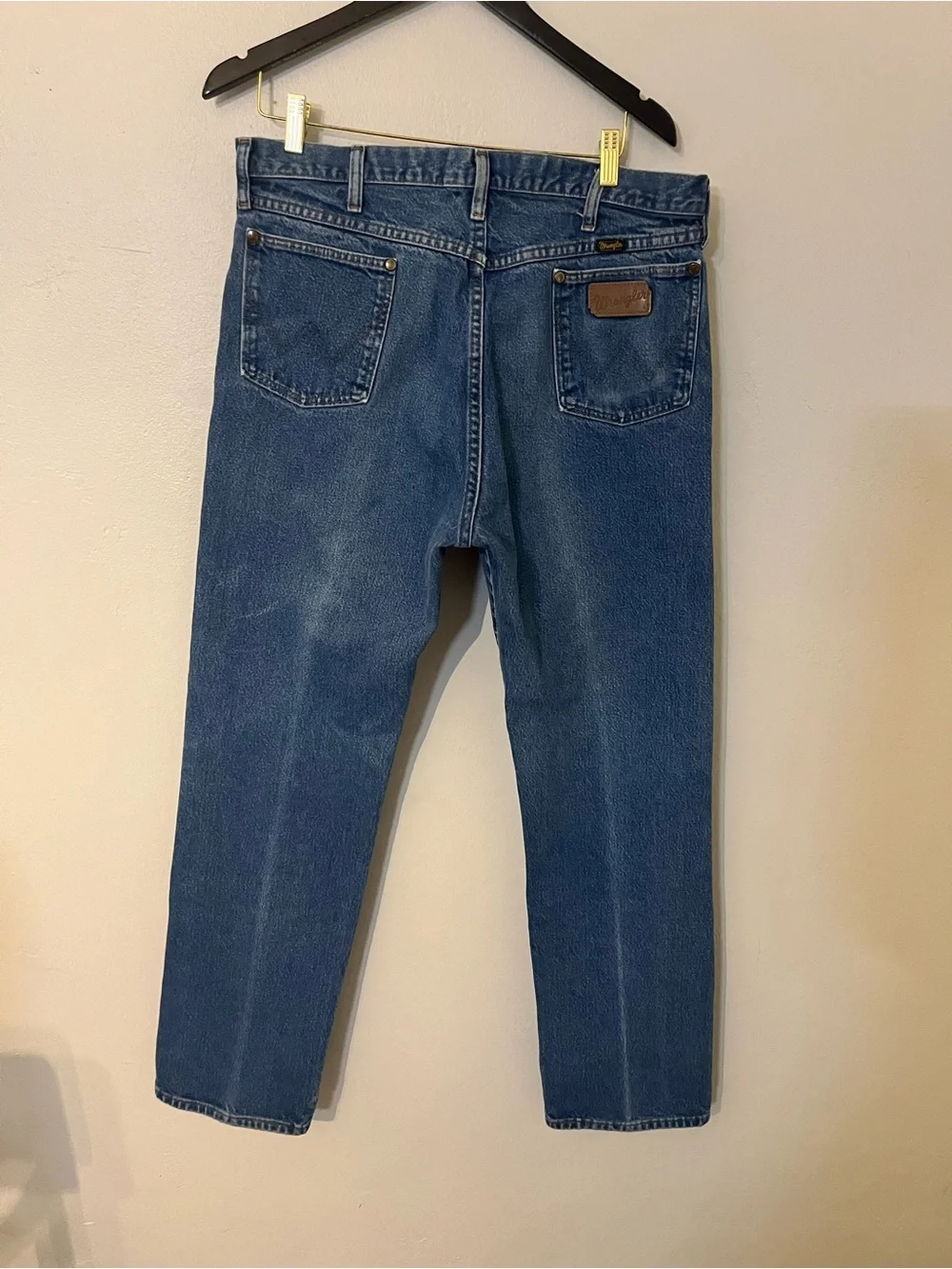 Vintage Wrangler USA Made High Rise Relaxed Straight Jeans 36x32
